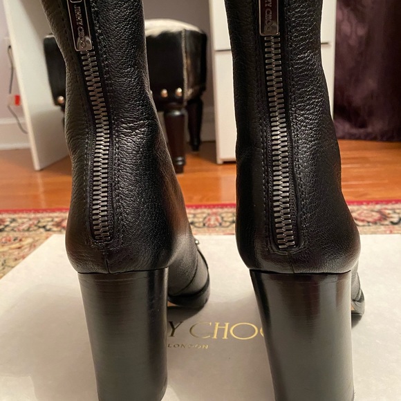 Jimmy Choo
Datchet Crystal Leather Ankle Boot - Picture 3 of 9